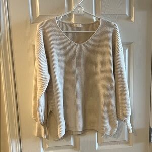 Earth Cream Ribbed V-Neck Sweater